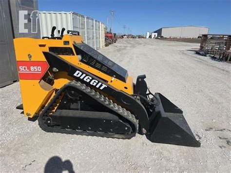 scl 850 mini skid steer specs|mini skid steer track loader.